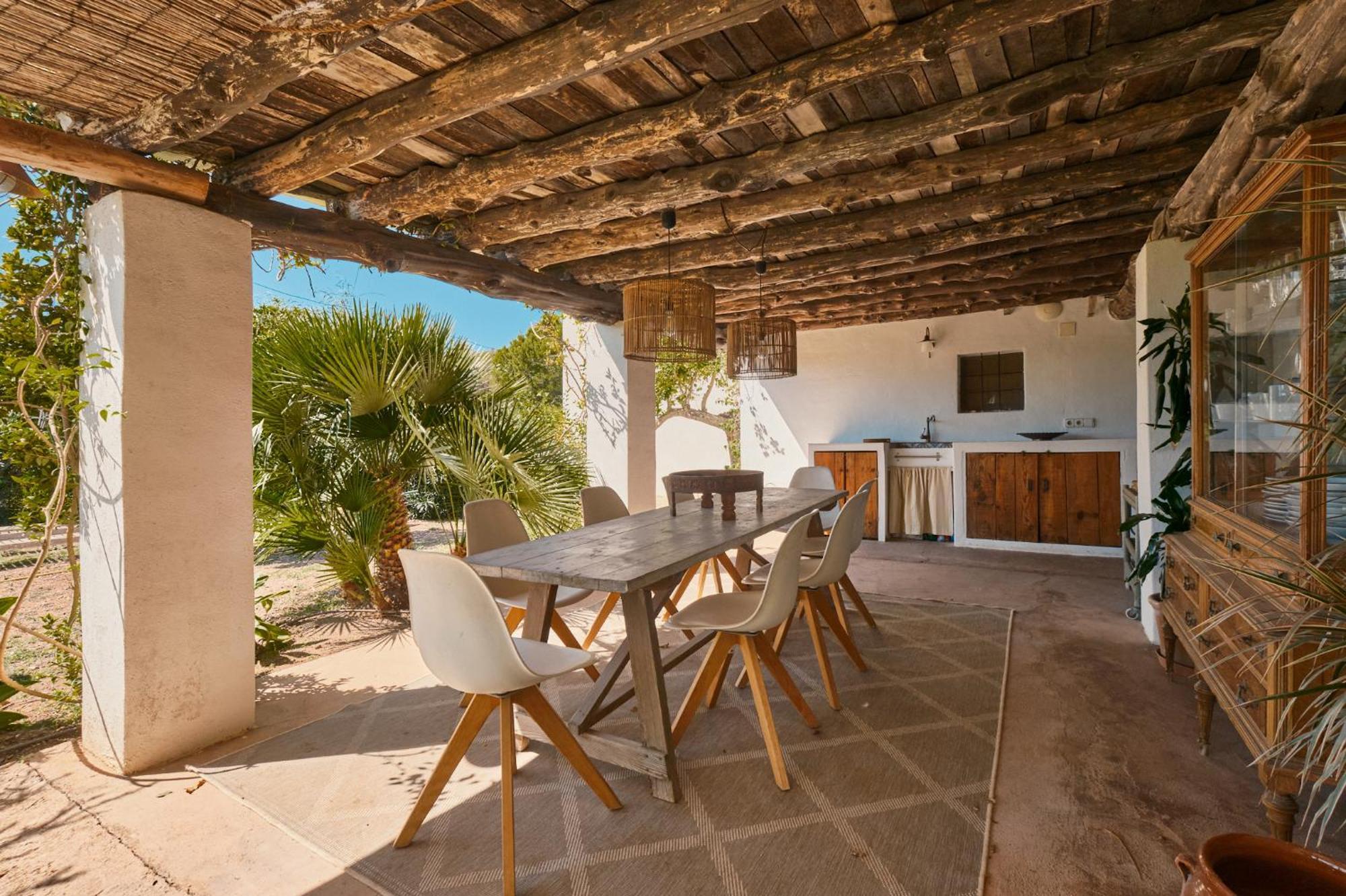 Pensión The Guardian House Santa Gertrudis (Ibiza)